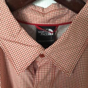 NWT North Face short sleeve woven shirt